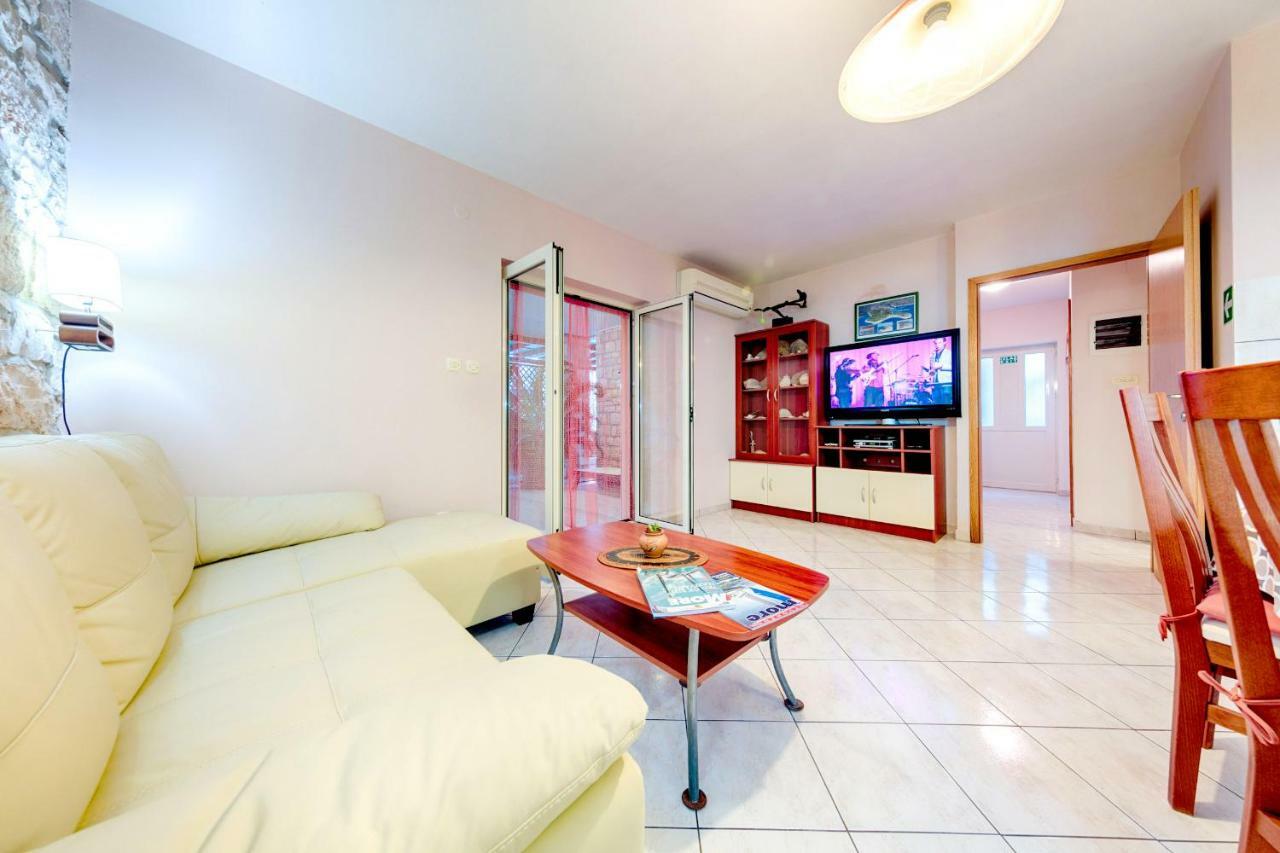 Apartments Dalmatino Rukavac  Exterior photo
